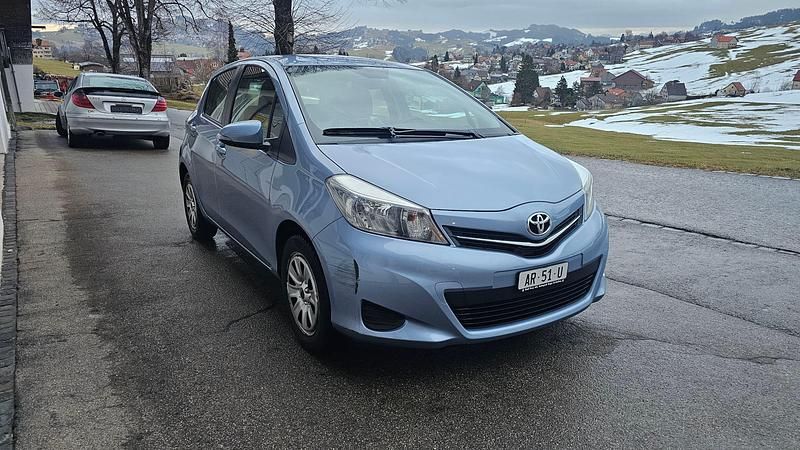 Gebraucht Toyota Yaris Sol 99 PS (72 kW) 2012 Kleinwagen