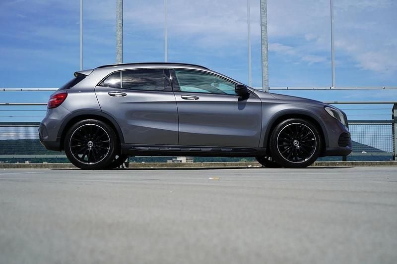 Gebraucht Mercedes GLA250 AMG line 211 PS (155 kW) 2019 SUV