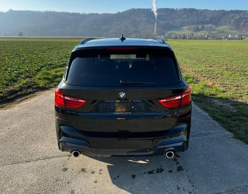 Gebraucht BMW 220 Gran Tourer 190 PS (139 kW) 2021 Van / Kleinbus