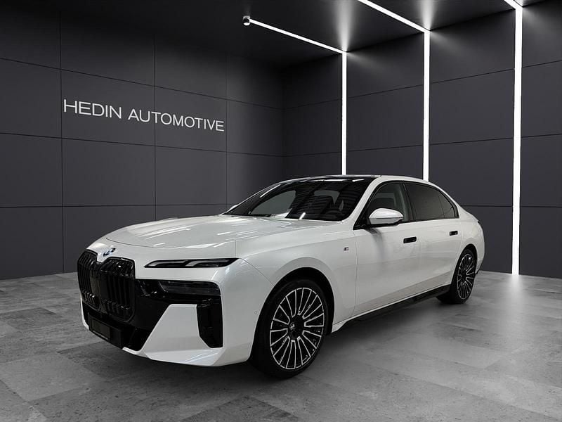 Neu BMW 740 Comfort Edition 299 PS (219 kW) 2025 Weiss Limousine