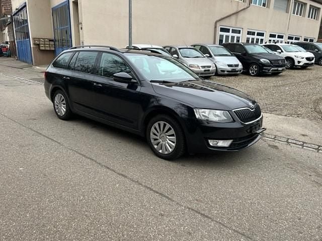Gebraucht Skoda Octavia 184 PS (135 kW) 2015 Kombi