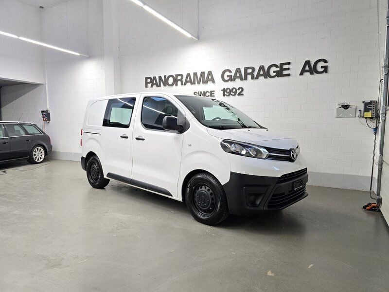 Gebraucht 2017 Toyota Proace Terra Van / Kleinbus | CHF 19’950 - Bild 1/4