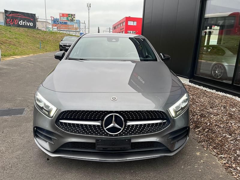Gebraucht Mercedes A250 AMG line 224 PS (164 kW) 2022