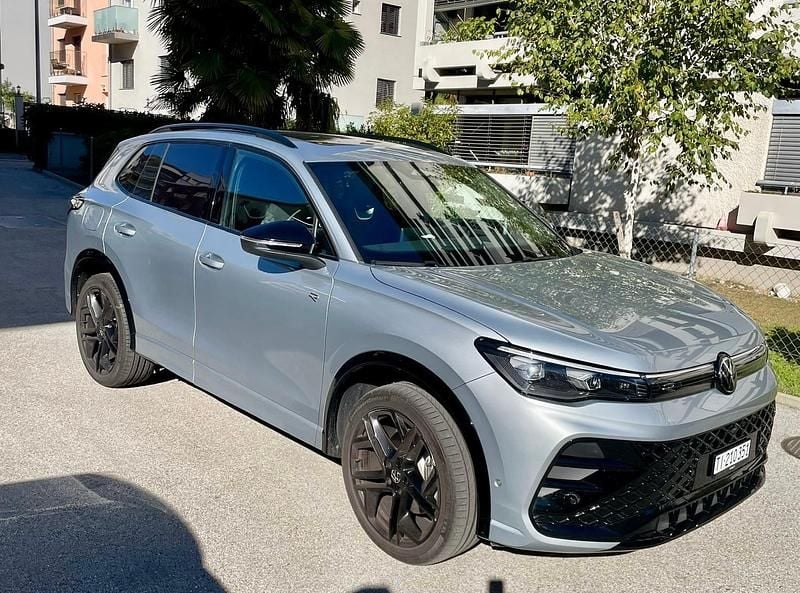 Gebraucht 2024 VW Tiguan R-line SUV | CHF 49’900 - Bild 1/4