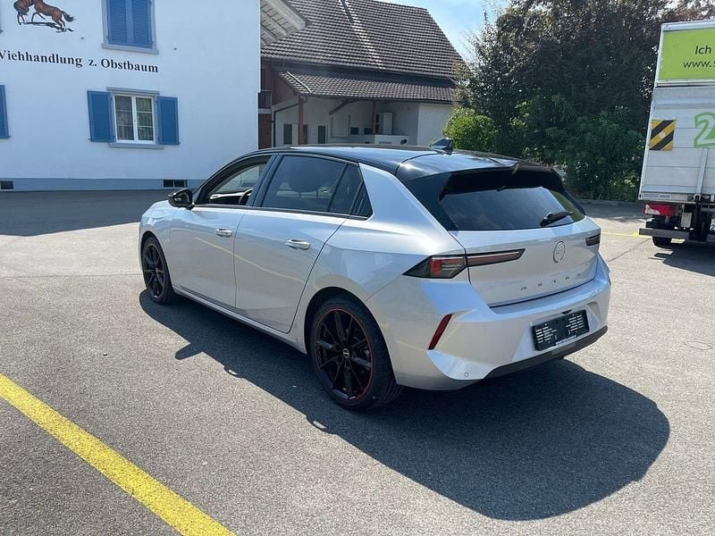 Gebraucht Opel Astra 130 PS (95 kW) 2023 Limousine