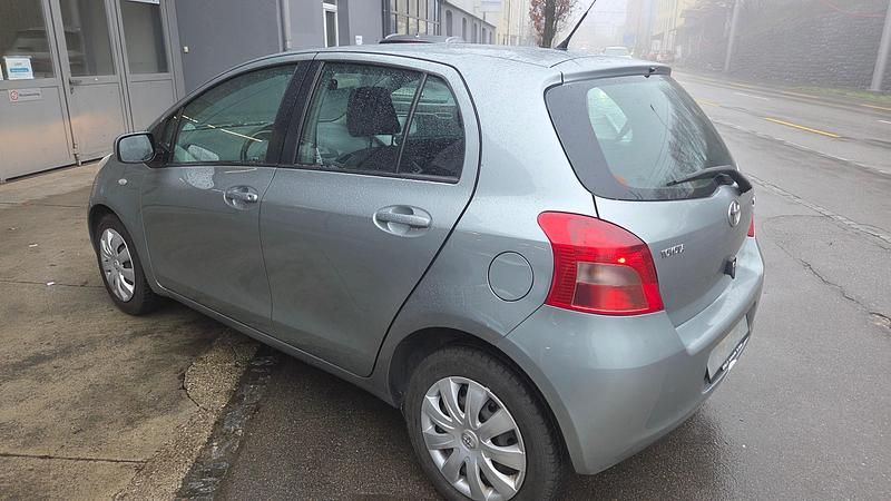 Gebraucht Toyota Yaris Luna 87 PS (63 kW) 2008 Kleinwagen