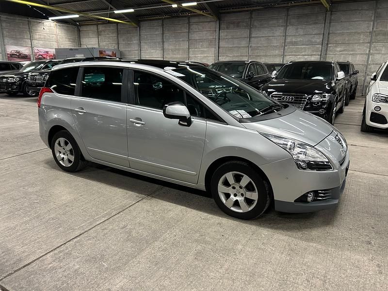 Gebraucht Peugeot 5008 Business-Line 112 PS (82 kW) 2012 Van / Kleinbus