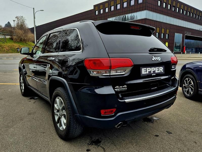 Gebraucht Jeep Grand Cherokee Limited 250 PS (183 kW) 2016 Schwarz SUV