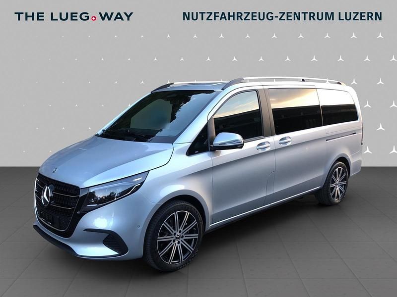 Silber Neu 2025 Mercedes V250 Style Van / Kleinbus | CHF 95’900 (Etwas zu teuer) - Bild 1/4