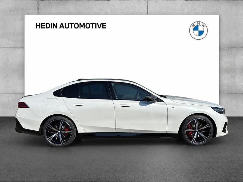 Gebraucht BMW 540 M Sport 303 PS (222 kW) 2025 Weiss Limousine