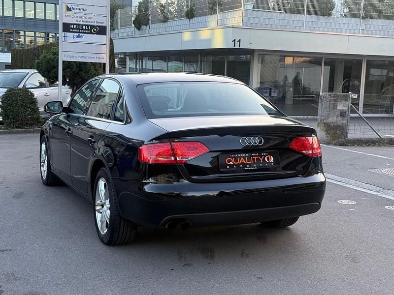 Gebraucht Audi A4 160 PS (117 kW) 2010 Limousine