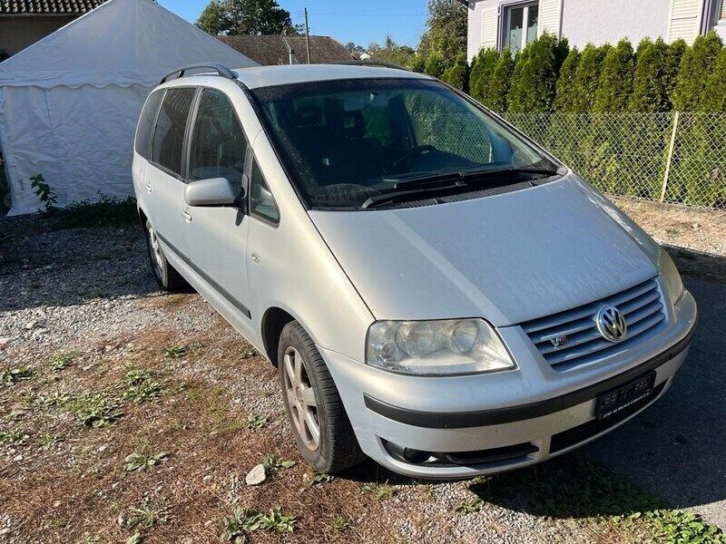 Gebraucht 2002 VW Sharan Highline Van / Kleinbus | CHF 1’900 - Bild 1/4