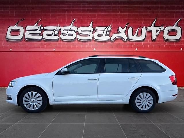 Gebraucht Skoda Octavia Ambition 184 PS (135 kW) 2019 Kombi