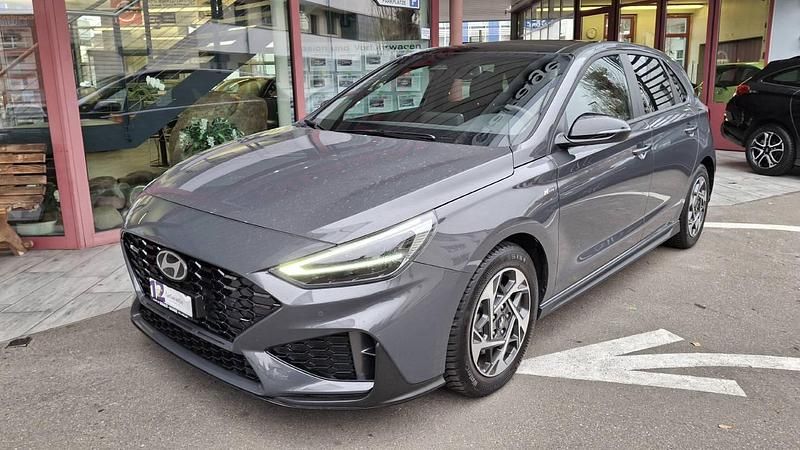 Gebraucht Hyundai i30 N Line 140 PS (102 kW) 2024 Grau Limousine