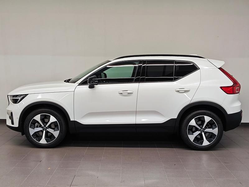 Gebraucht Volvo XC40 Plus 211 PS (155 kW) 2024 Weiss SUV