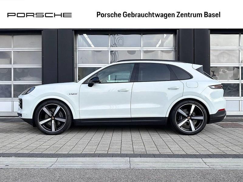 Gebraucht Porsche Cayenne 470 PS (345 kW) 2025 Weiss SUV