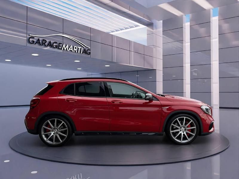 Gebraucht Mercedes GLA45 AMG AMG 381 PS (280 kW) 2018 Rot SUV