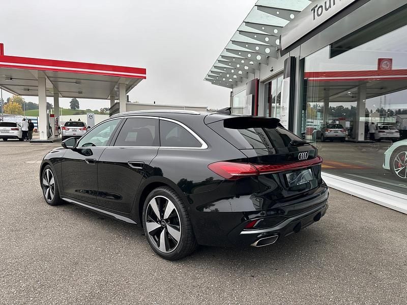 Gebraucht Audi A5 Ambiente 204 PS (150 kW) 2025 Schwarz Coupé