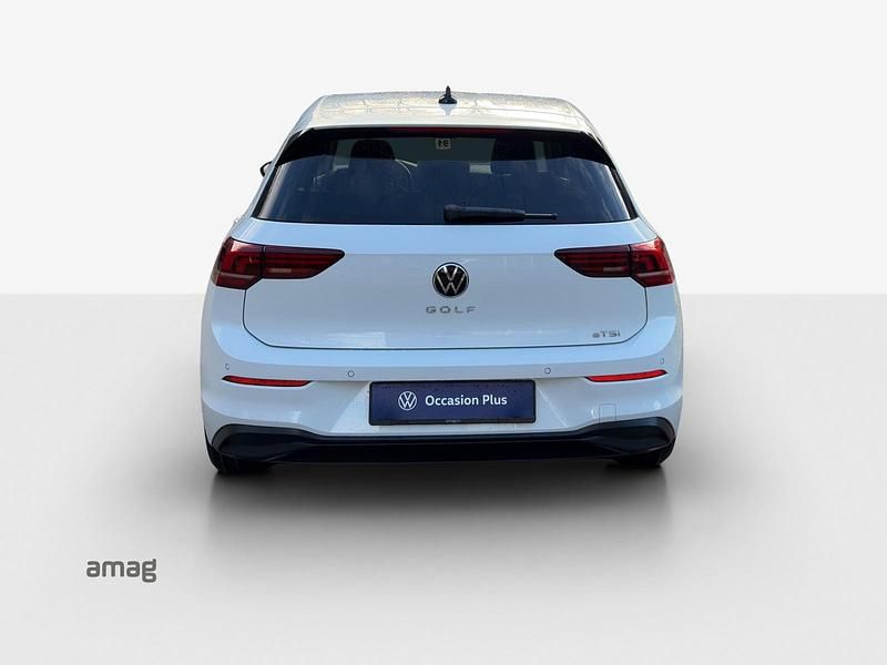 Gebraucht VW Golf VIII Basis 115 PS (84 kW) 2024 Pure white uni Limousine