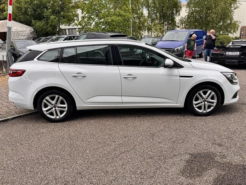 Gebraucht Renault Mégane GrandTour Business 115 PS (84 kW) 2020 Kombi