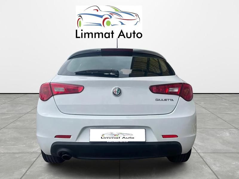 Gebraucht Alfa Romeo Giulietta 150 PS (110 kW) 2018 Kleinwagen