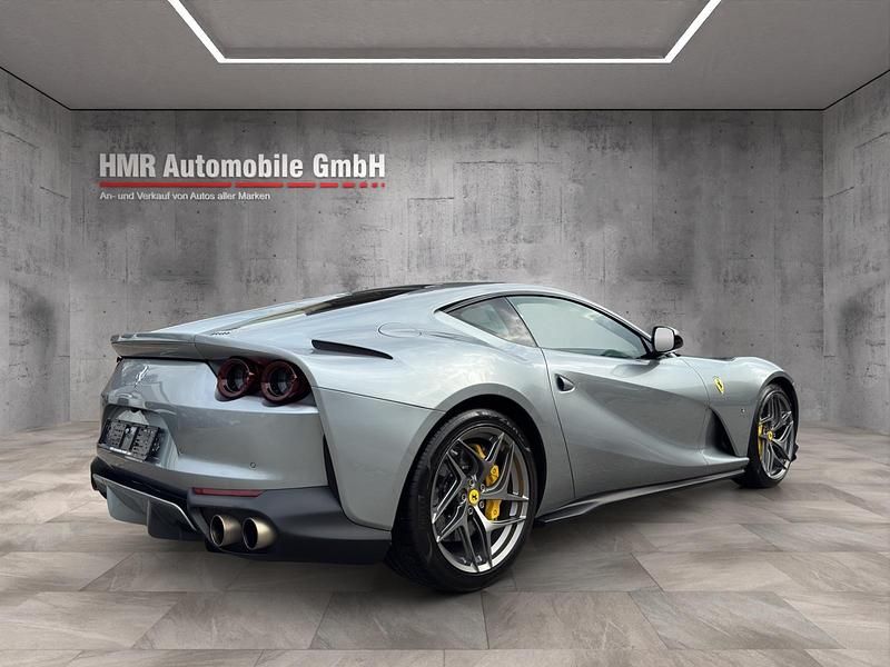 Gebraucht Ferrari 812 796 PS (585 kW) 2018 Coupé