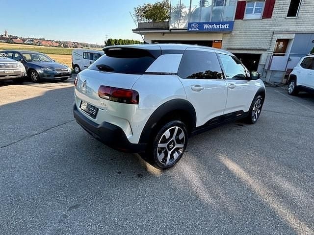 Gebraucht Citroën C4 Cactus Shine 120 PS (88 kW) 2020 Kleinwagen