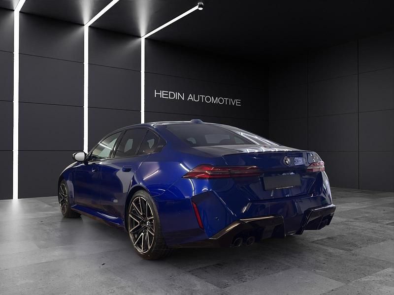 Neu BMW M5 Comfort Edition 727 PS (534 kW) 2025 Blau Limousine