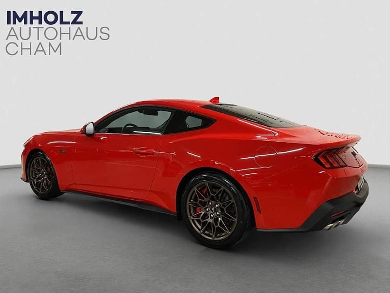 Neu Ford Mustang GT 446 PS (328 kW) 2025 Rot Coupé