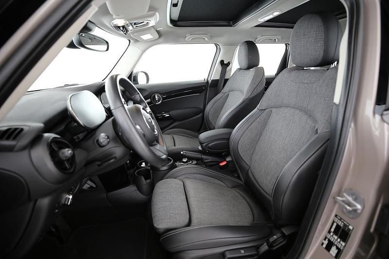 Gebraucht Mini Cooper 136 PS (100 kW) 2021 Silber Kleinwagen