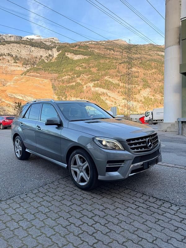 Gebraucht 2015 Mercedes ML500 Executive SUV | CHF 14’900 - Bild 1/4