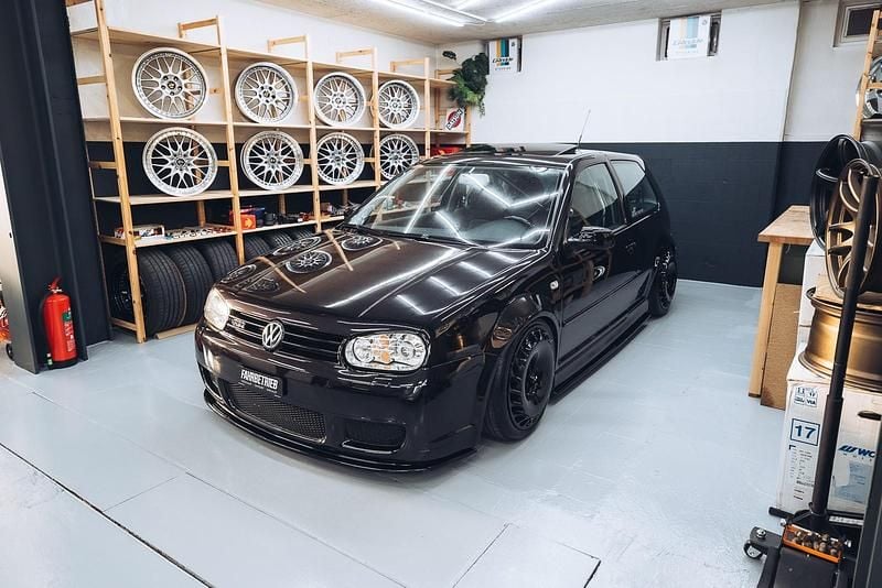 Gebraucht 2003 VW Golf IV R | CHF 24’900 - Bild 1/4
