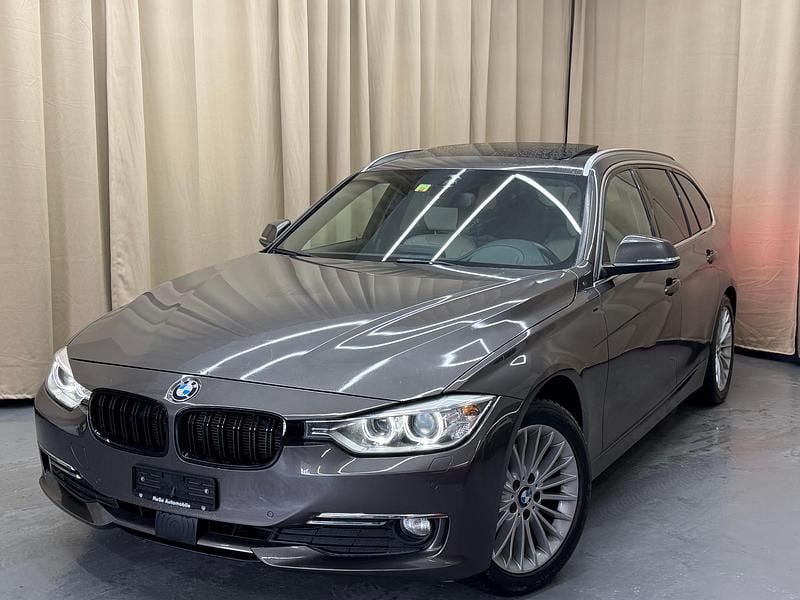 Gebraucht BMW 320 Luxury Line 184 PS (135 kW) 2013 Kombi