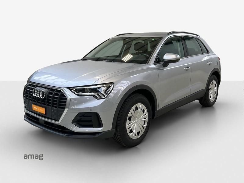 Gebraucht Audi Q3 Attraction 150 PS (110 kW) 2021 Florettsilber metallic SUV