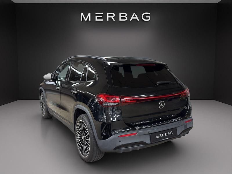 Gebraucht Mercedes EQA350 214 kW (292 PS) 2022 Schwarz SUV