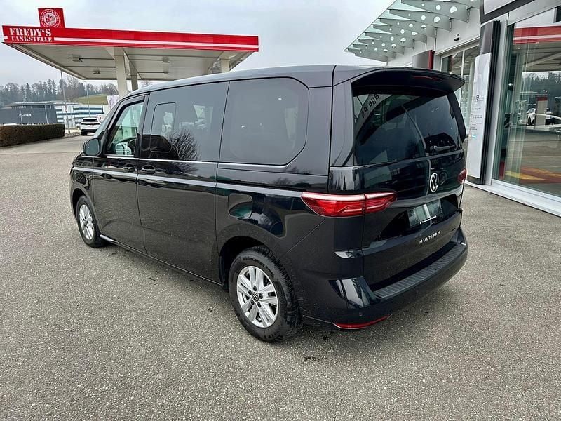 Gebraucht VW Multivan 136 PS (100 kW) 2022 Schwarz Van