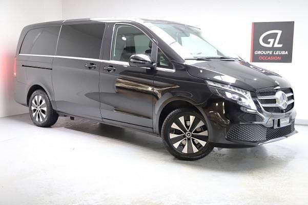 Gebraucht Mercedes V250 Avantgarde 190 PS (139 kW) 2024 Schwarz Van / Kleinbus