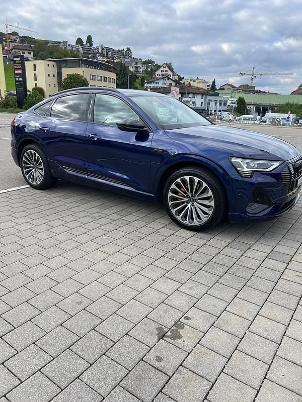 Gebraucht 2022 Audi e-tron S-Line SUV | CHF 30’000 - Bild 1/4