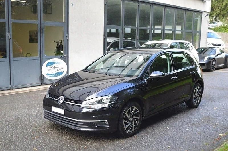 Gebraucht VW Golf VII Comfortline 115 PS (84 kW) 2018 Limousine
