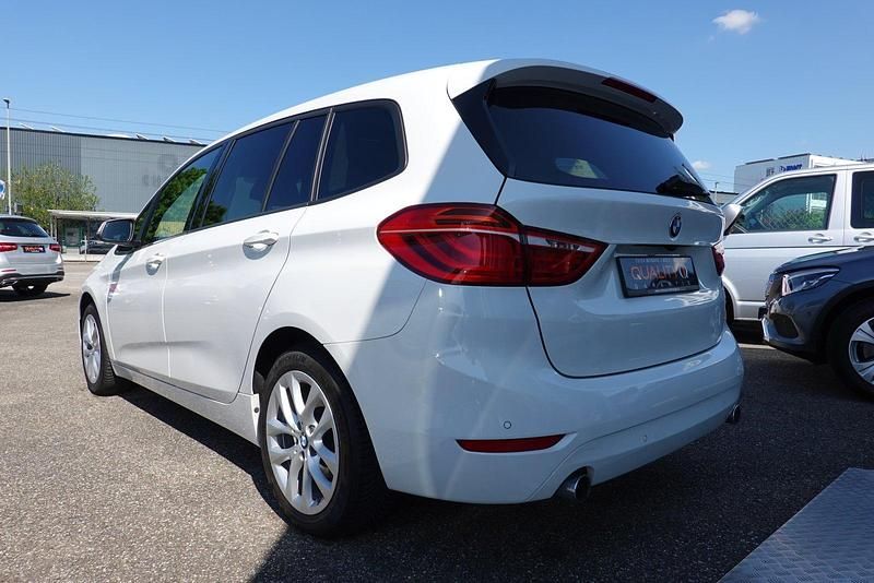 Gebraucht BMW 220 Gran Tourer Advantage 190 PS (139 kW) 2017 Van / Kleinbus