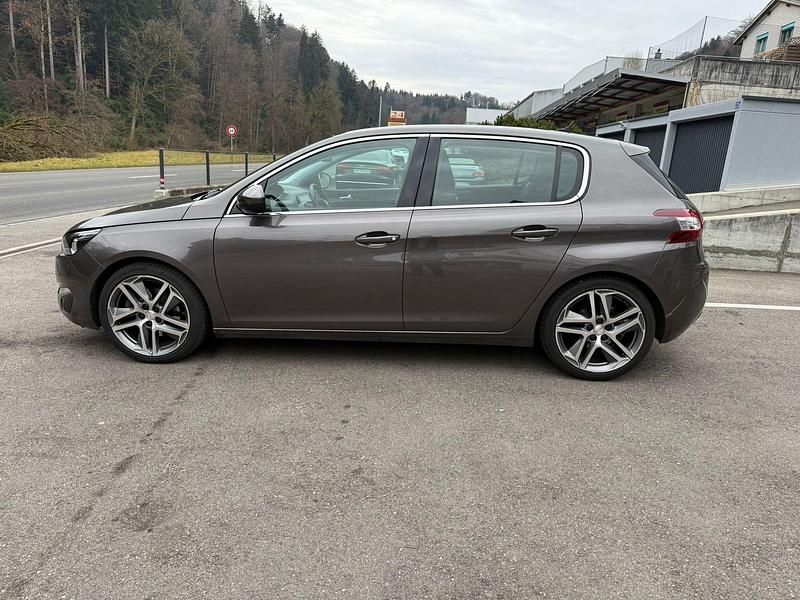 Gebraucht Peugeot 308 Allure 150 PS (110 kW) 2014