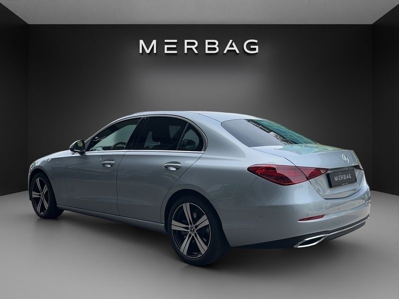 Gebraucht Mercedes C220 Avantgarde 197 PS (144 kW) 2024