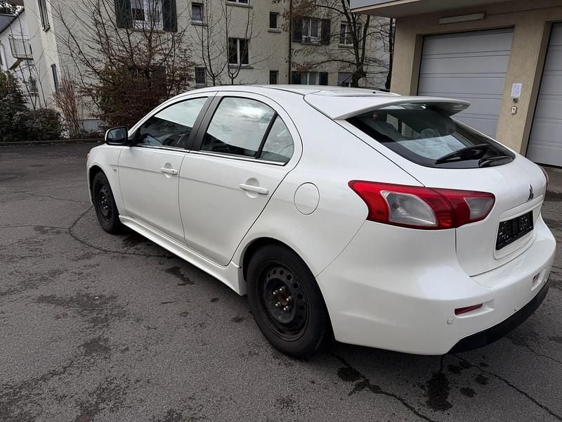 Gebraucht Mitsubishi Lancer Sportback Invite 143 PS (105 kW) 2010