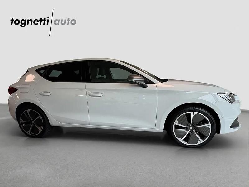 Gebraucht Seat Leon FR 205 PS (150 kW) 2025 Weiss