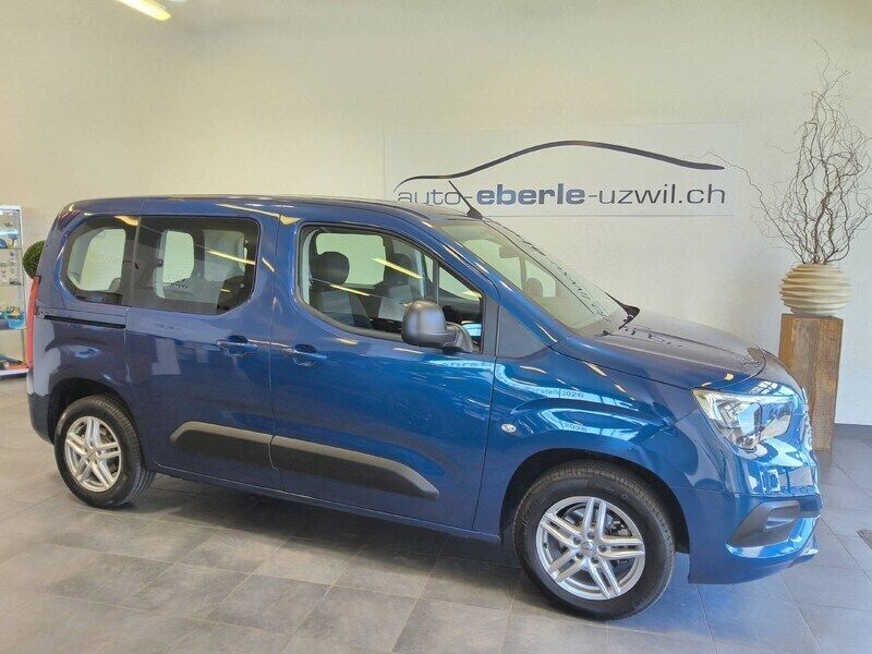Blau Gebraucht 2024 Opel Combo Life Edition Kombi | CHF 29’990 (Etwas zu teuer) - Bild 1/4