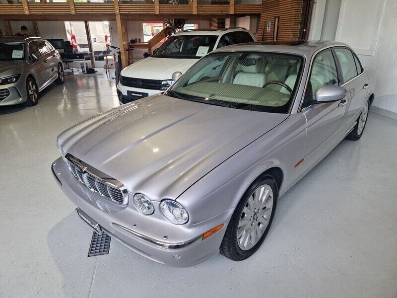 Gebraucht 2003 Jaguar XJ8 Executive Limousine | CHF 19’900 - Bild 1/4