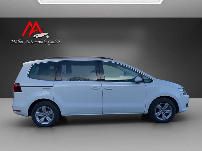 Gebraucht VW Sharan Comfortline 177 PS (130 kW) 2019 Van / Kleinbus