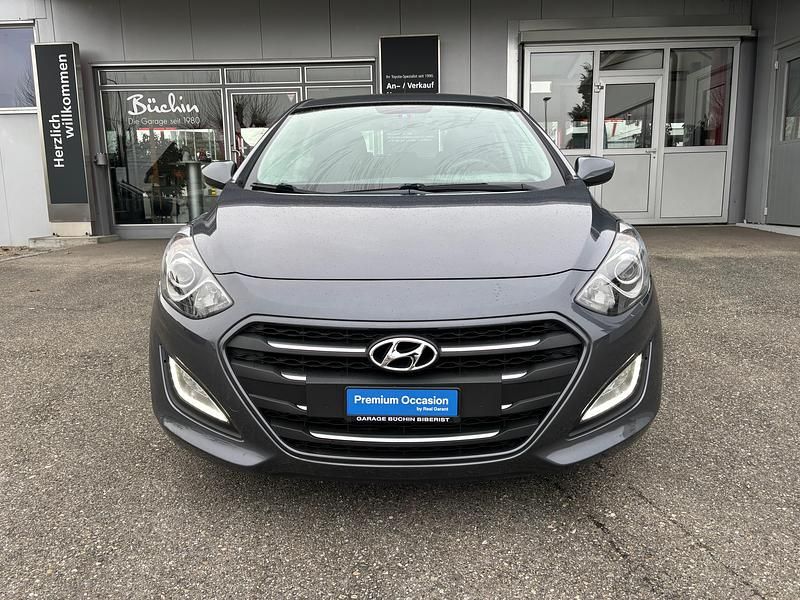 Gebraucht Hyundai i30 100 PS (73 kW) 2017 Kombi