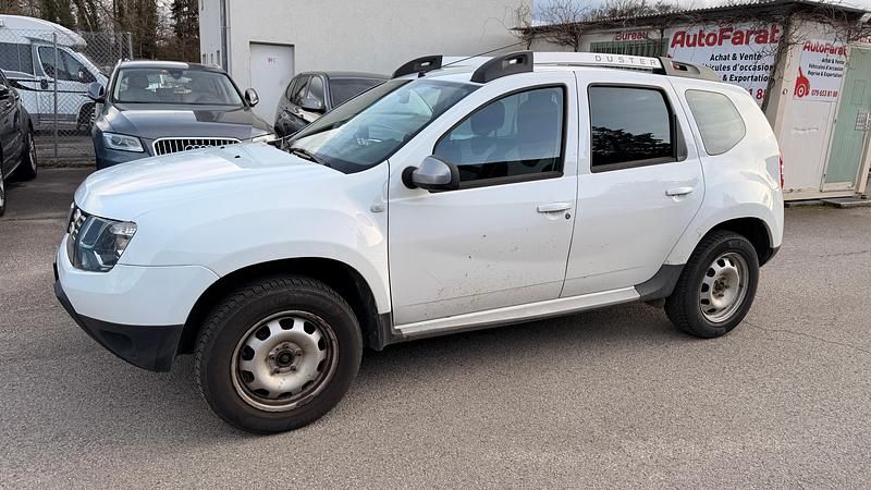 Gebraucht Dacia Duster Lauréate 125 PS (91 kW) 2016 SUV