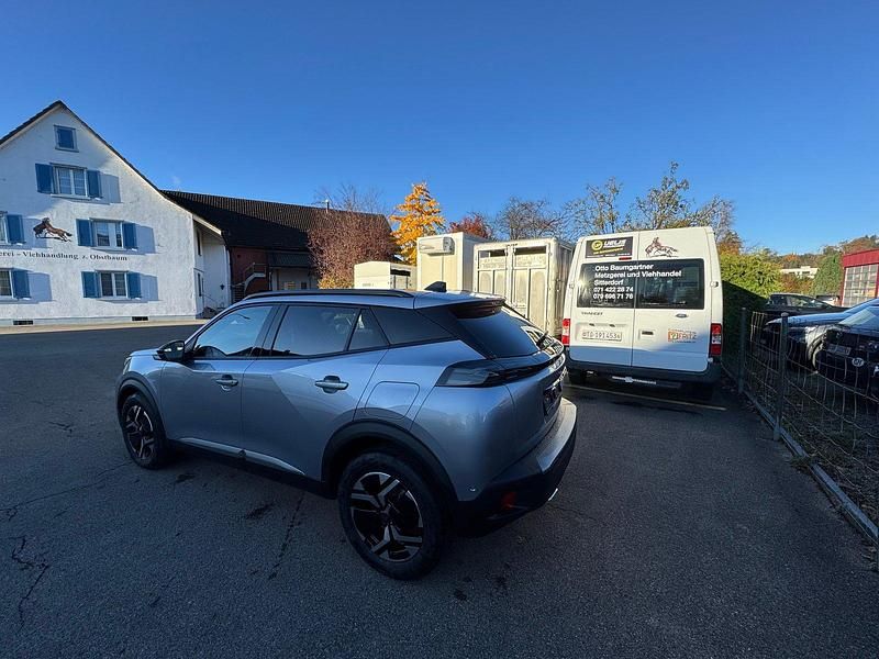 Neu Peugeot 2008 Allure 145 PS (106 kW) 2025 SUV